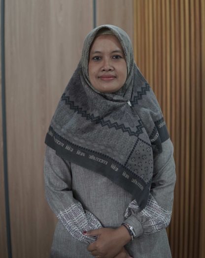 Erna-Tri-Astuti-S.Pd_